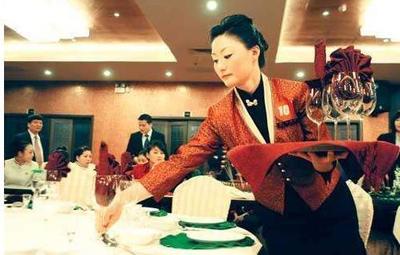 餐飲服務(wù):優(yōu)質(zhì)服務(wù)是怎樣煉成的